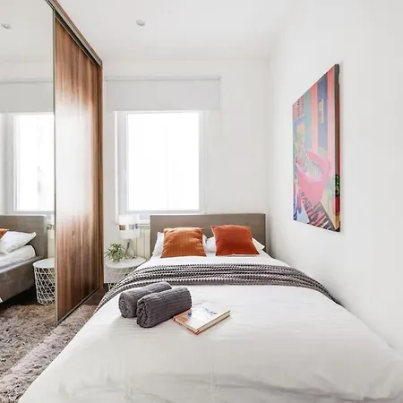 Relaxing Spacious Balcony Super Near Opera Appartement