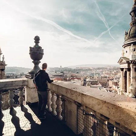 Relaxing Spacious Balcony Super Near Opera Apartment Budapest